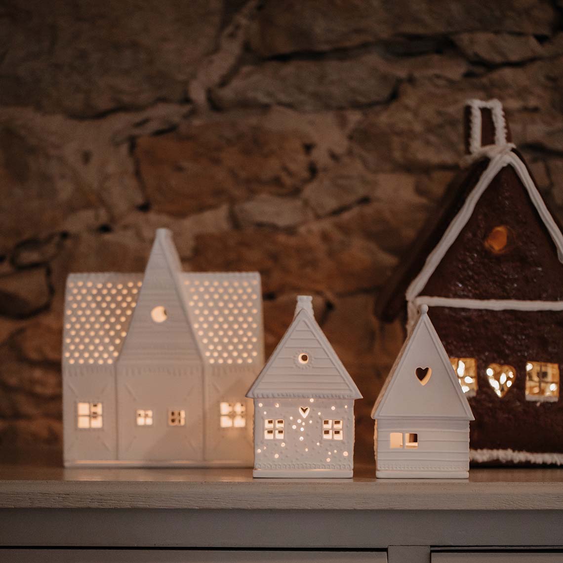 Suporte RADER Tealight House - Gingerbread House - Snowball